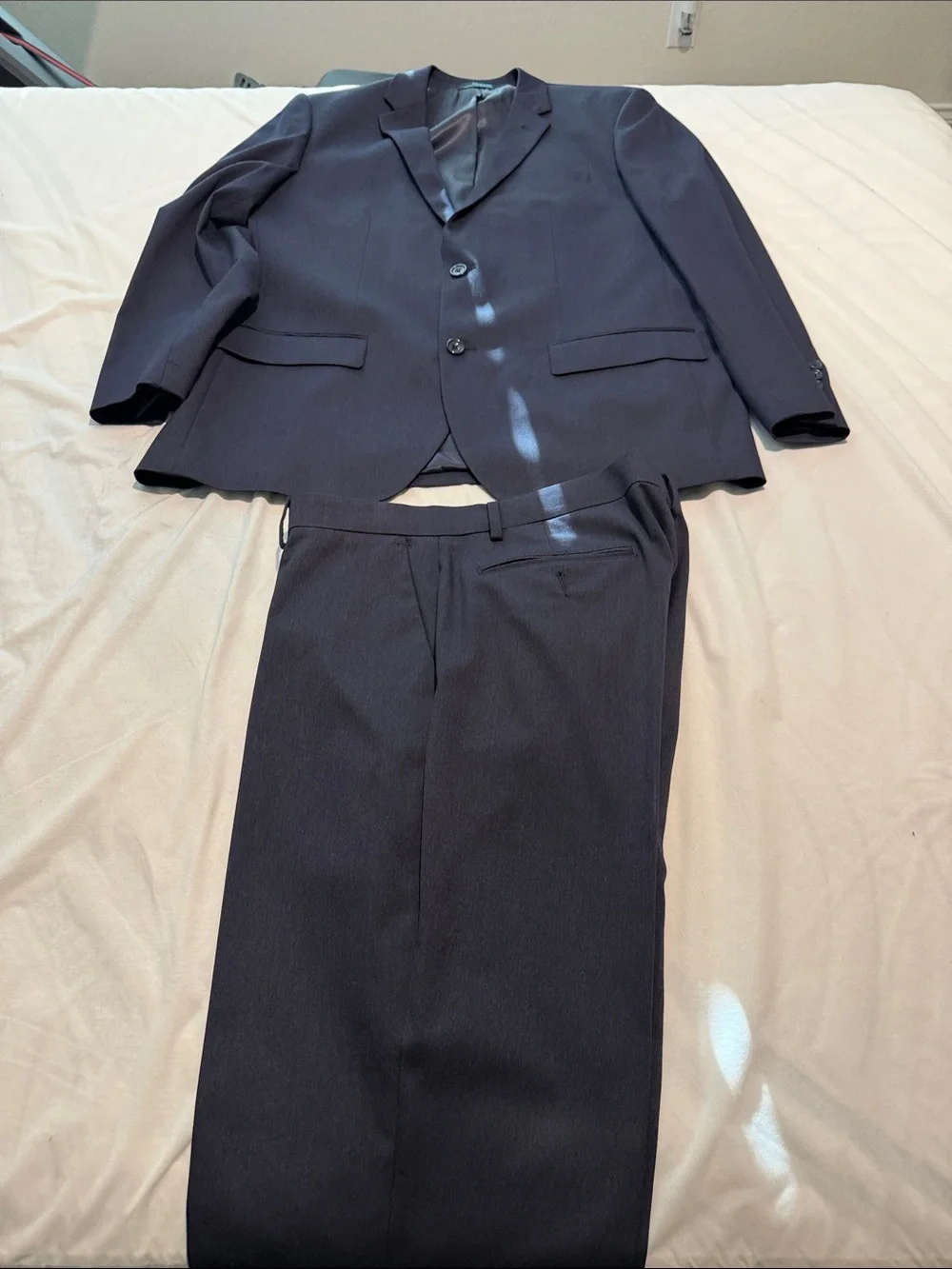 Murano Dark Navy Two-Piece men’s suit